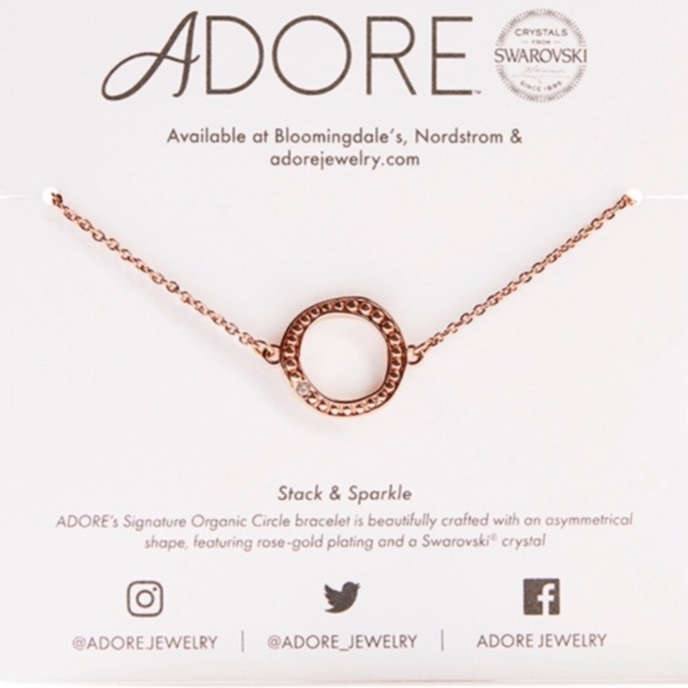 NWT ⛱️Adore - Rose Gold Organic Circle Crystal Bracelet - OS